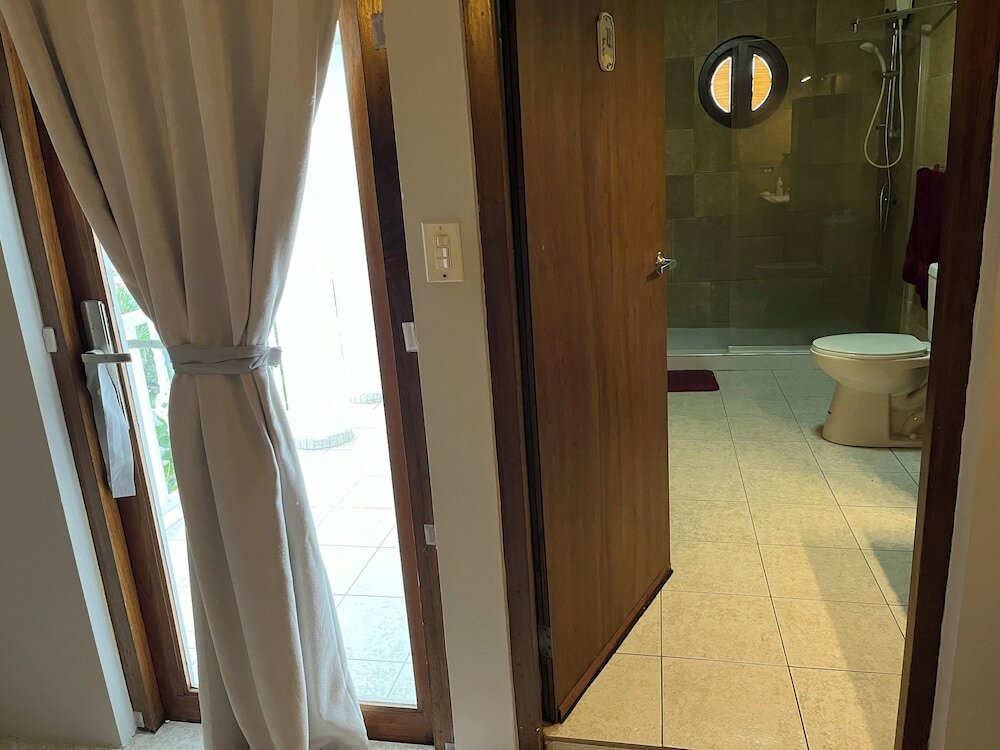 Фото Genesis Apartments