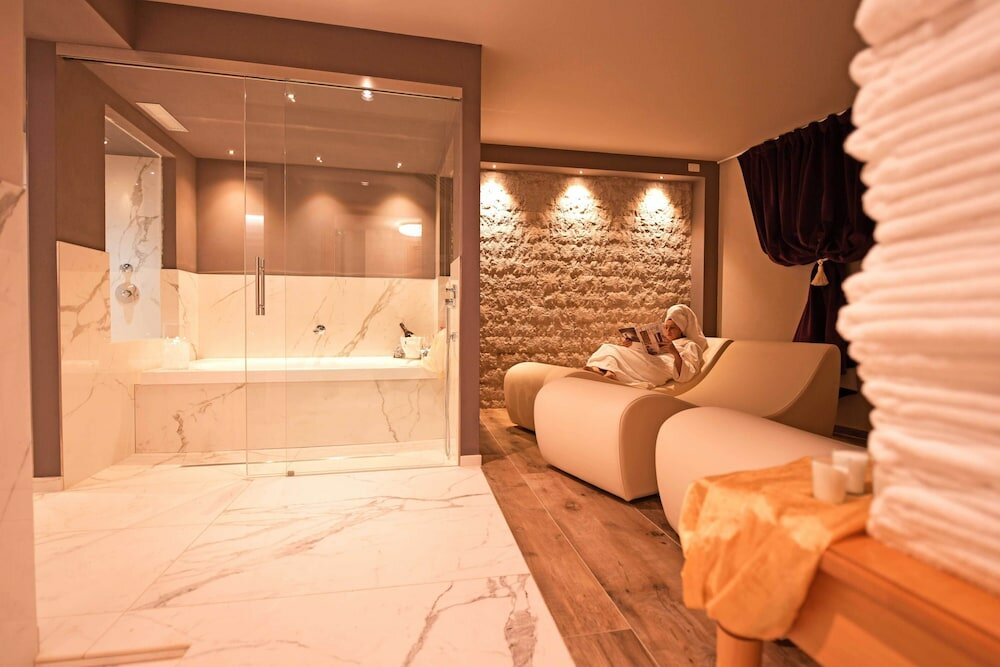 Фото Central Hotel