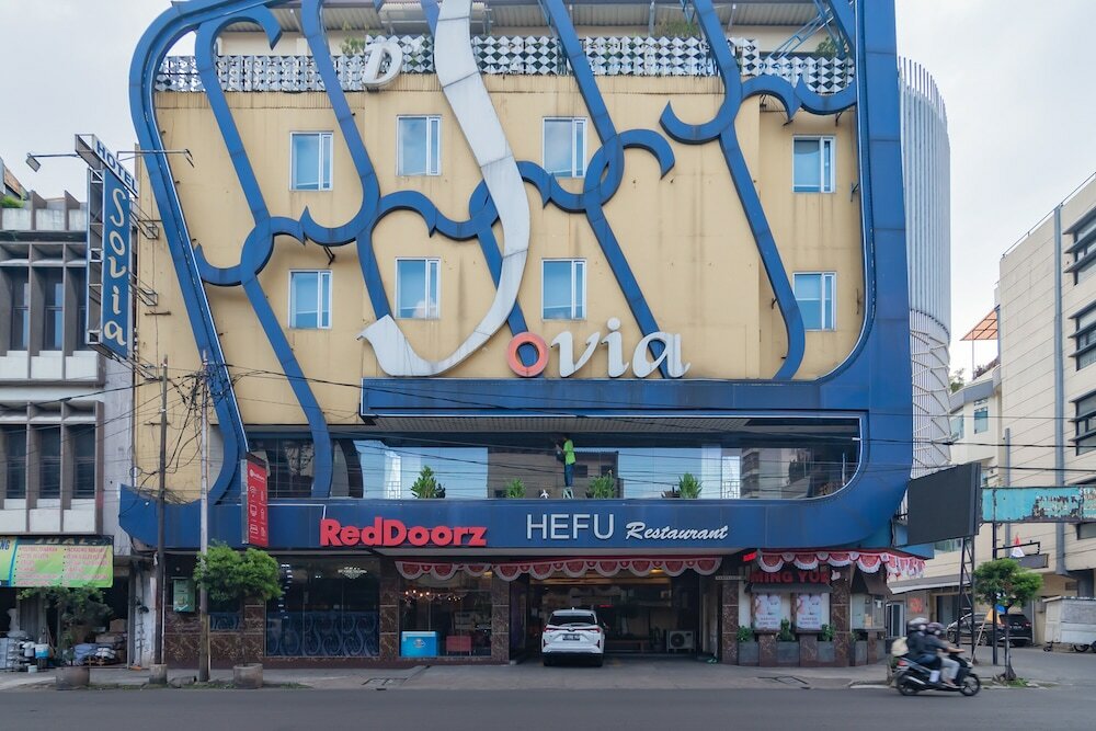 Фото отеля 1