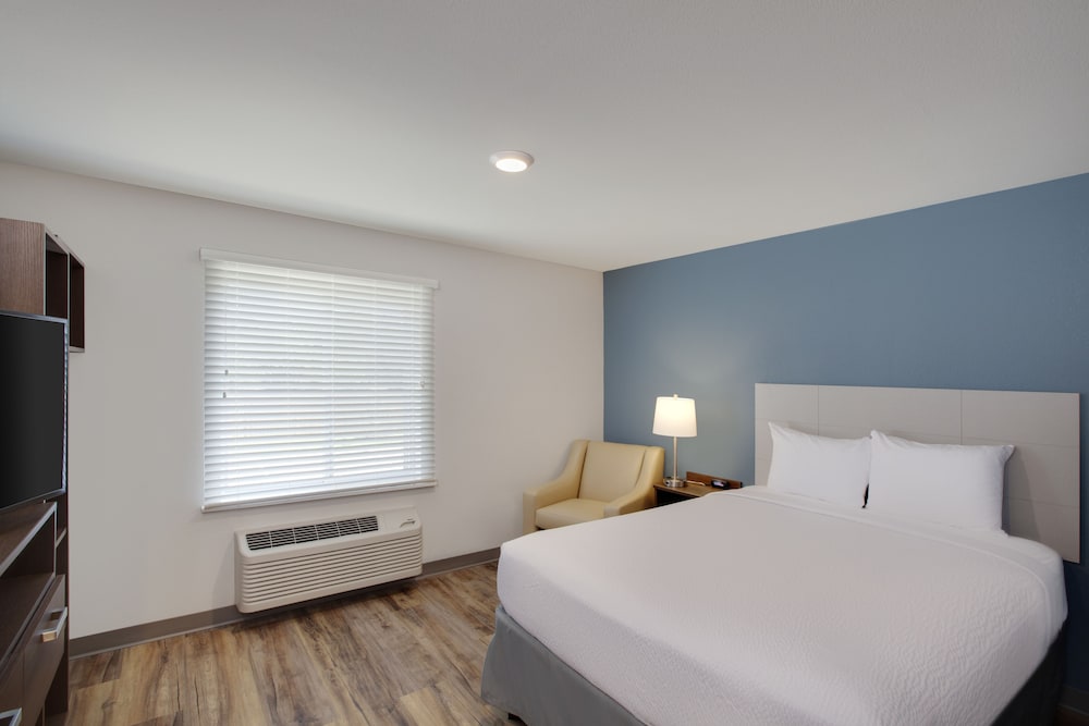 Фото WoodSpring Suites San Antonio Stone Oak