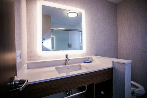 Гостиница Holiday Inn Express & Suites Rehoboth Beach, an Ihg Hotel в Льюесе