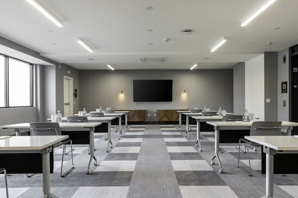 Фото The Glenmark, Glendale, a Tribute Portfolio Hotel