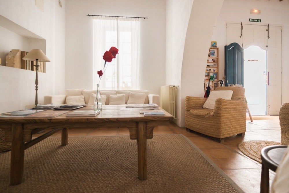 Фото Hotel Tres Sants