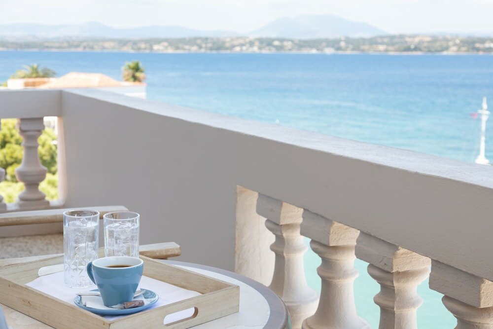 Фото Hotel Roumani