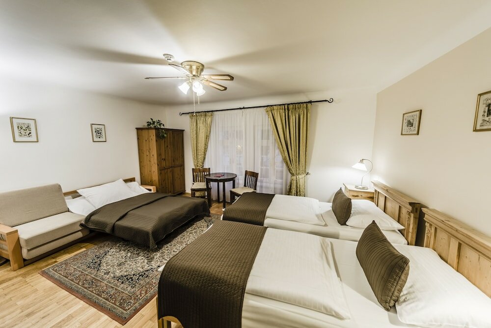 Фото Archibald At the Charles Bridge