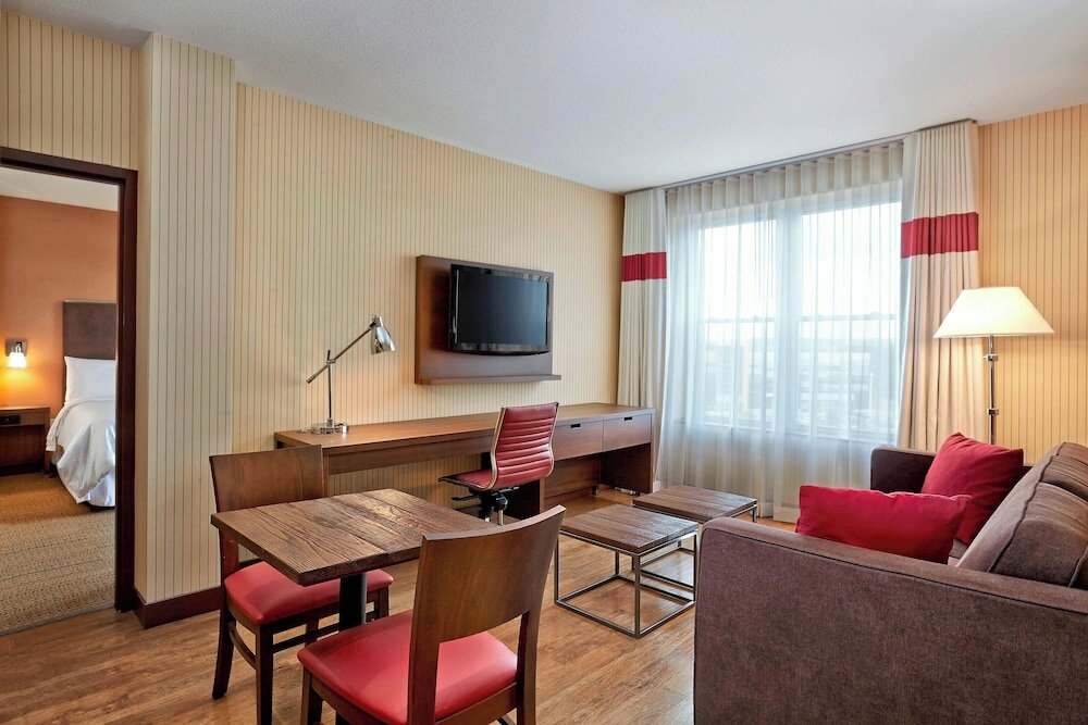 Фото Four Points by Sheraton Moncton