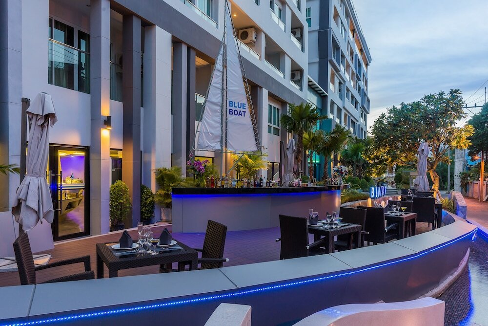 Фото Blue Boat Design Hotel