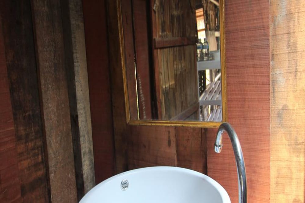 Фото Rabbit Bungalow