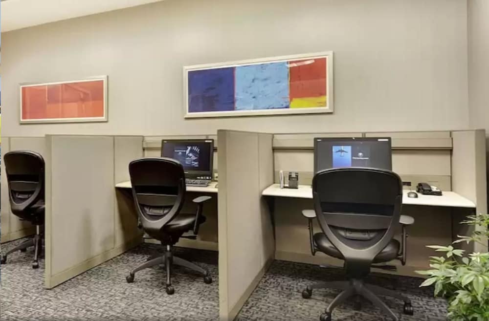 Фото New York Hilton Midtown