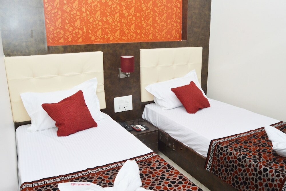 Фото Hotel Ak International