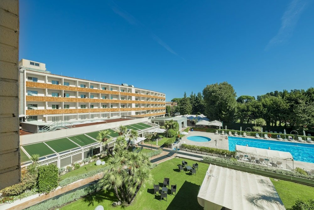 Фото Crowne Plaza Rome-St. Peter's, an Ihg Hotel