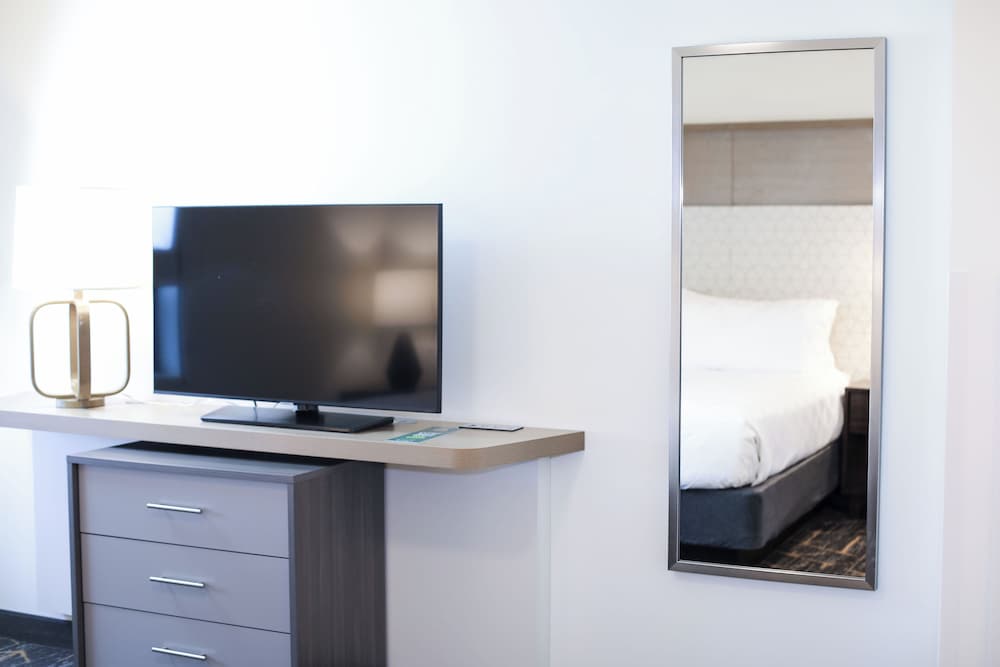 Фото Holiday Inn Hotel & Suites - St. Cloud, an Ihg Hotel