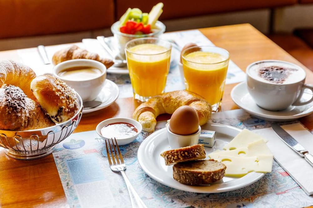 Фото Hauser Hotel St Moritz