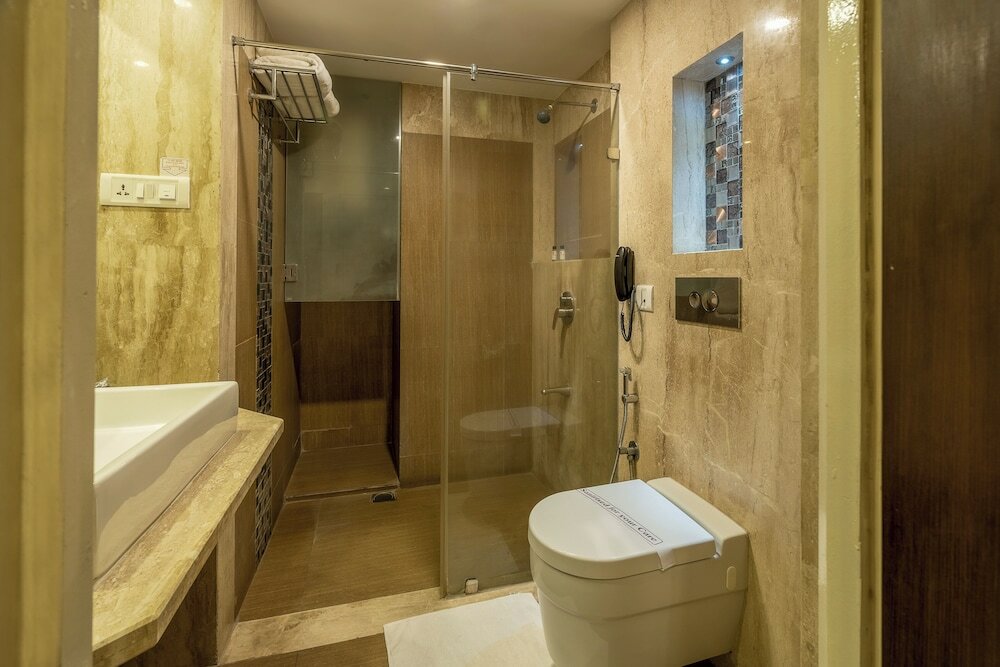 Фото Hotel Ivory Tower