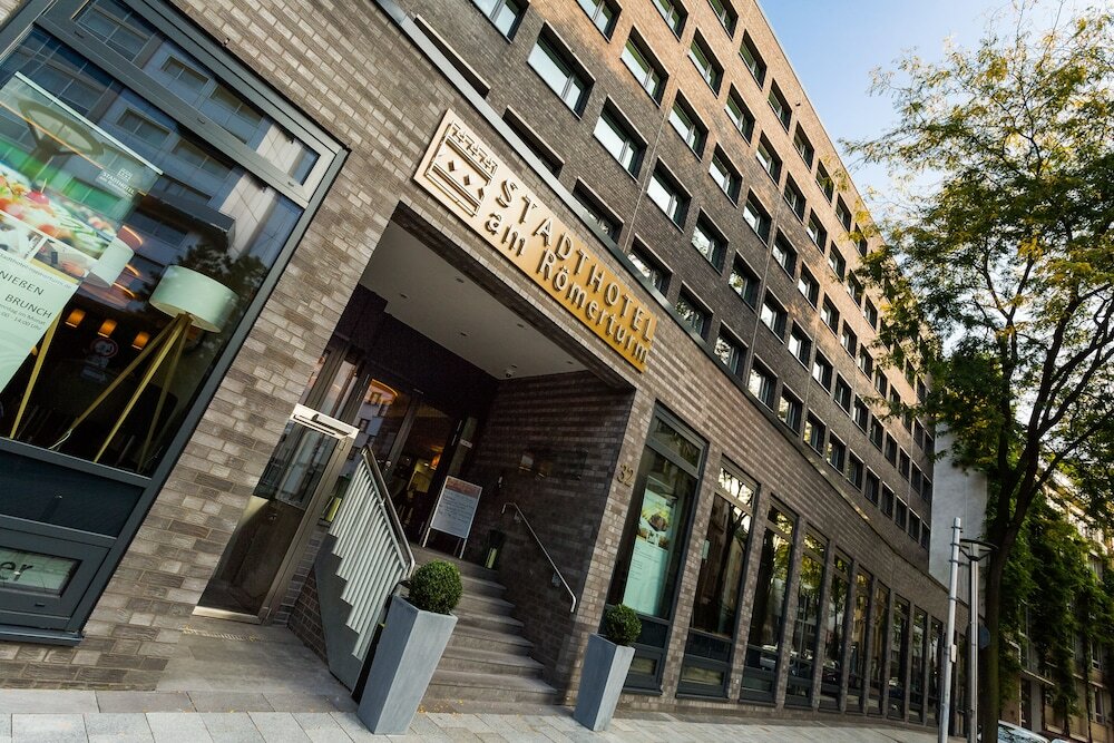 Фото Stadthotel am Römerturm