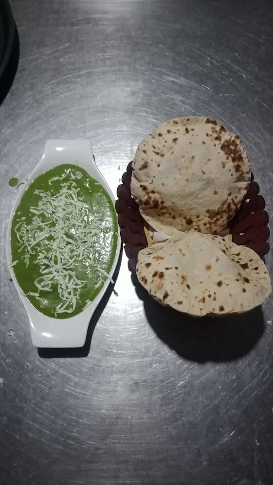 Фото Bag Packer's Lodge