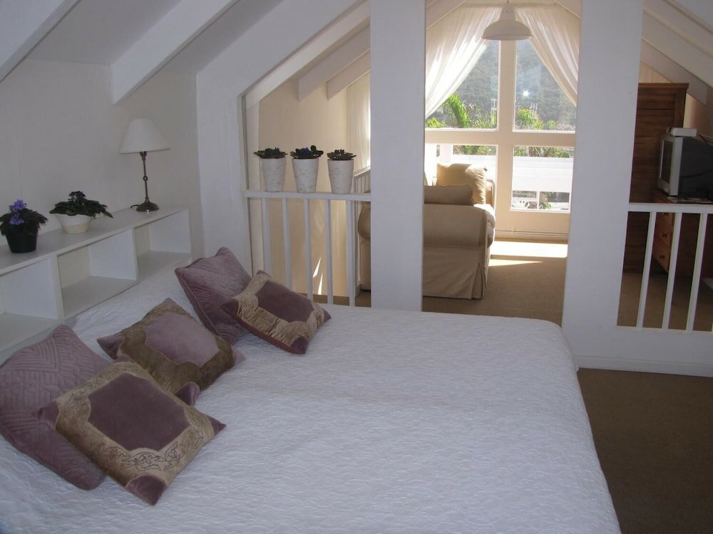 Фото The Pink Lodge on the Beach