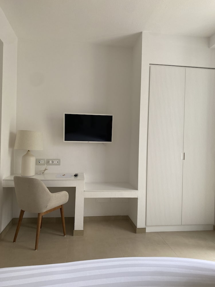 Фото Hotel Pagoda