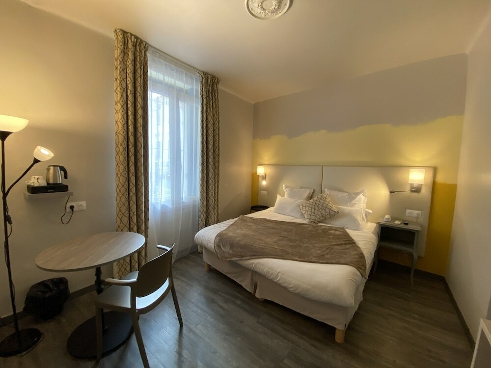 Фото Majestic Hotel