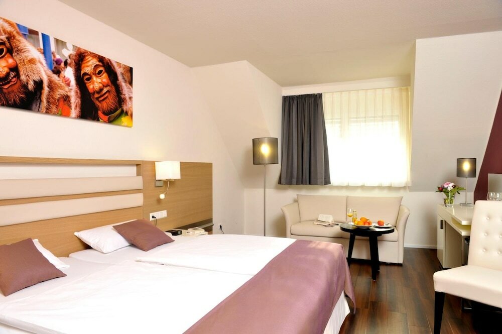 Фото Hotel Goldener Knopf