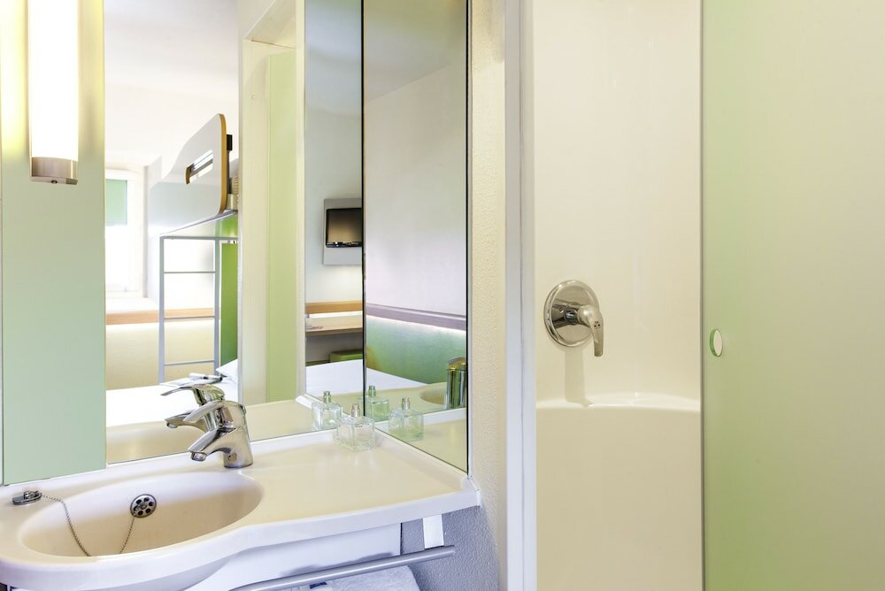 Фото Ibis budget London Hounslow