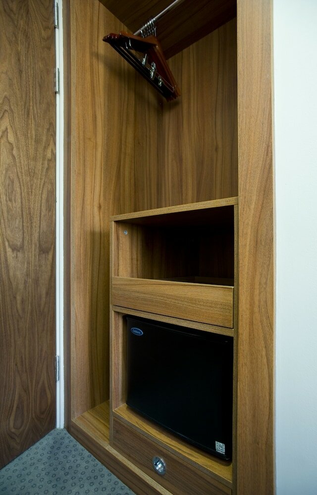 Фото London Court Hotel