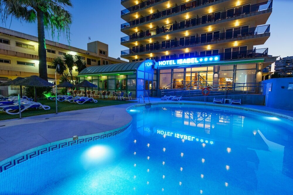 Внешний вид отеля Hotel Isabel в Торремолиносе, фото 1