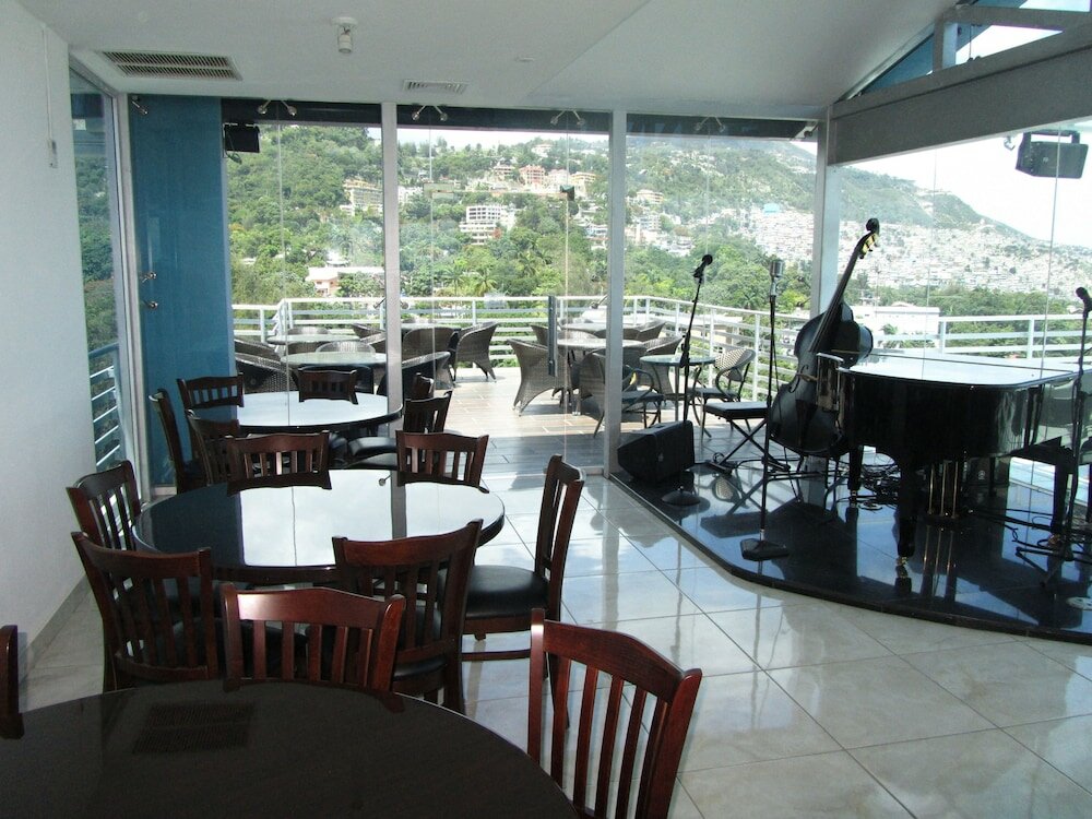 Фото Gala Tower Condo & Hotel