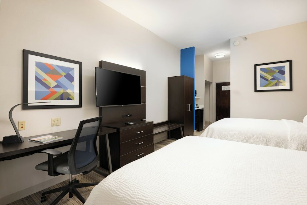 Фото Holiday Inn Express Hotel & Suites Chattanooga-Hixson, an Ihg Hotel