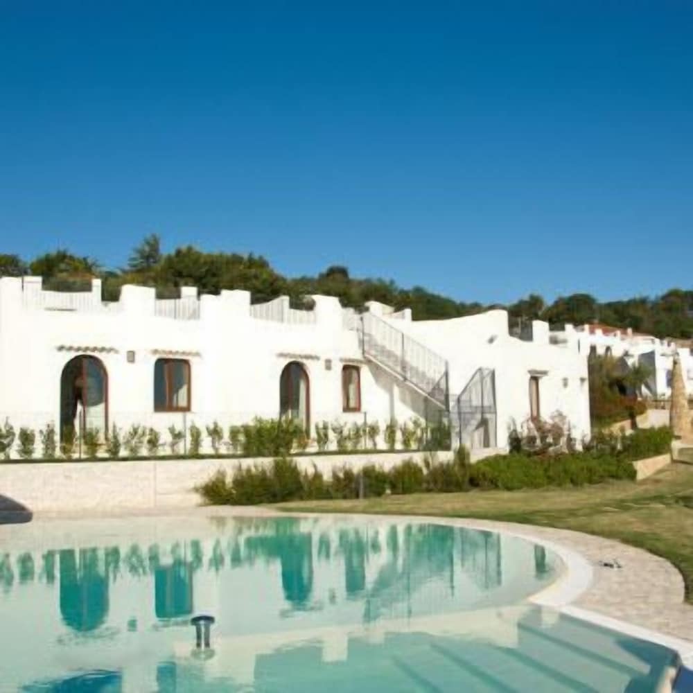 Фото Baia Delphis Resort