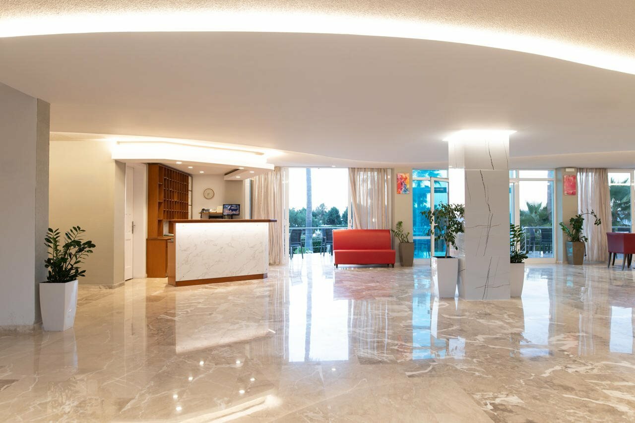 Фото Costa Angela