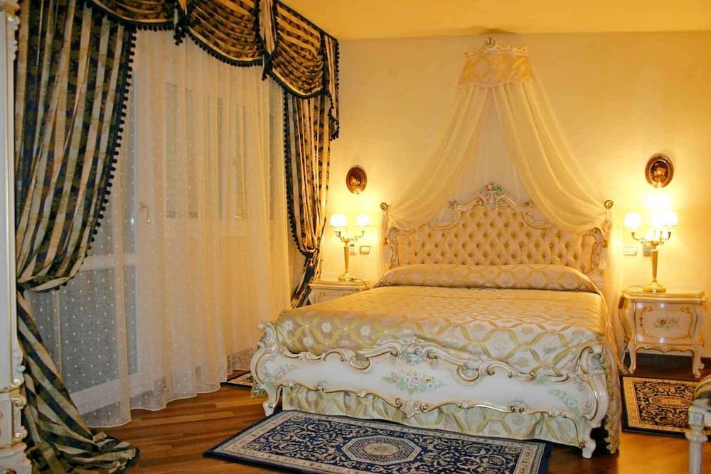 Фото Hotel Continentale