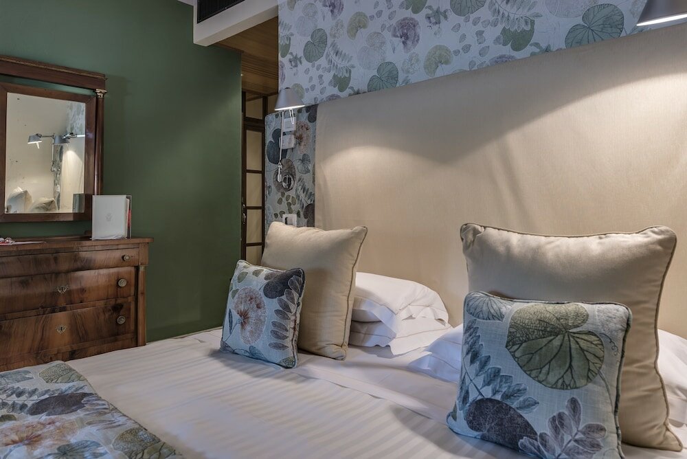 Фото Augustus Hotel & Resort