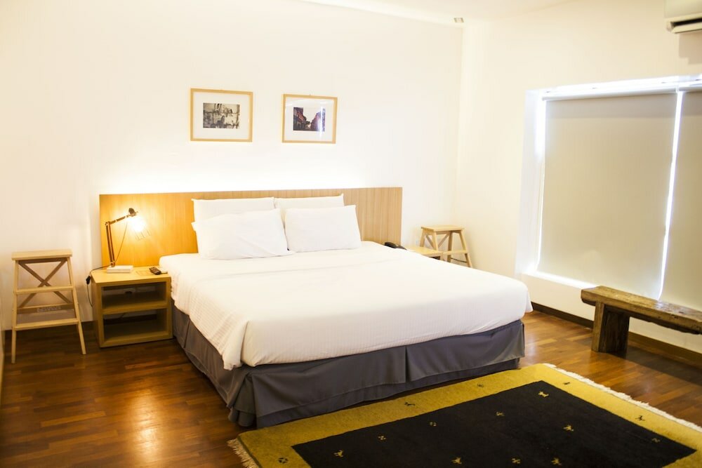 Фото Quayside Hotel