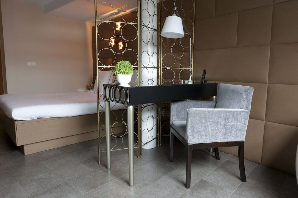 Фото Ab Design Suites Madrid