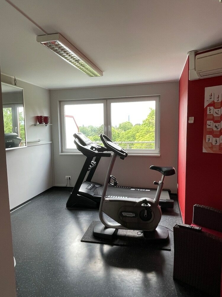 Фото Hotel Rödelheimer Hof - Am Wasserturm