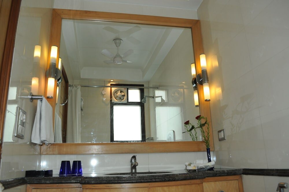 Фото JüSTa Panchsheel Park