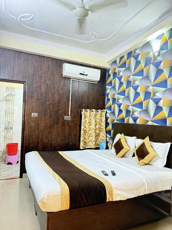 Фото Vaccinated Staff- Oyo Flagship 117 Assi Ghat Bhu