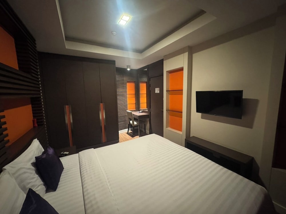 Фото Bella B All Suite Bangkok