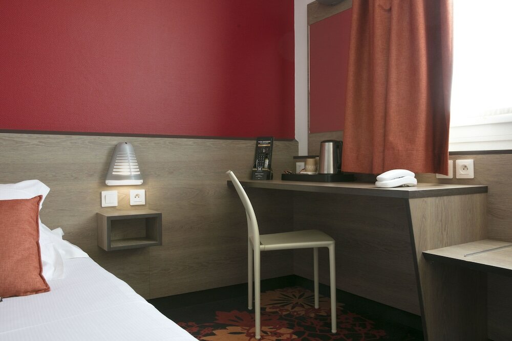 Фото Hôtel Clermont Estaing