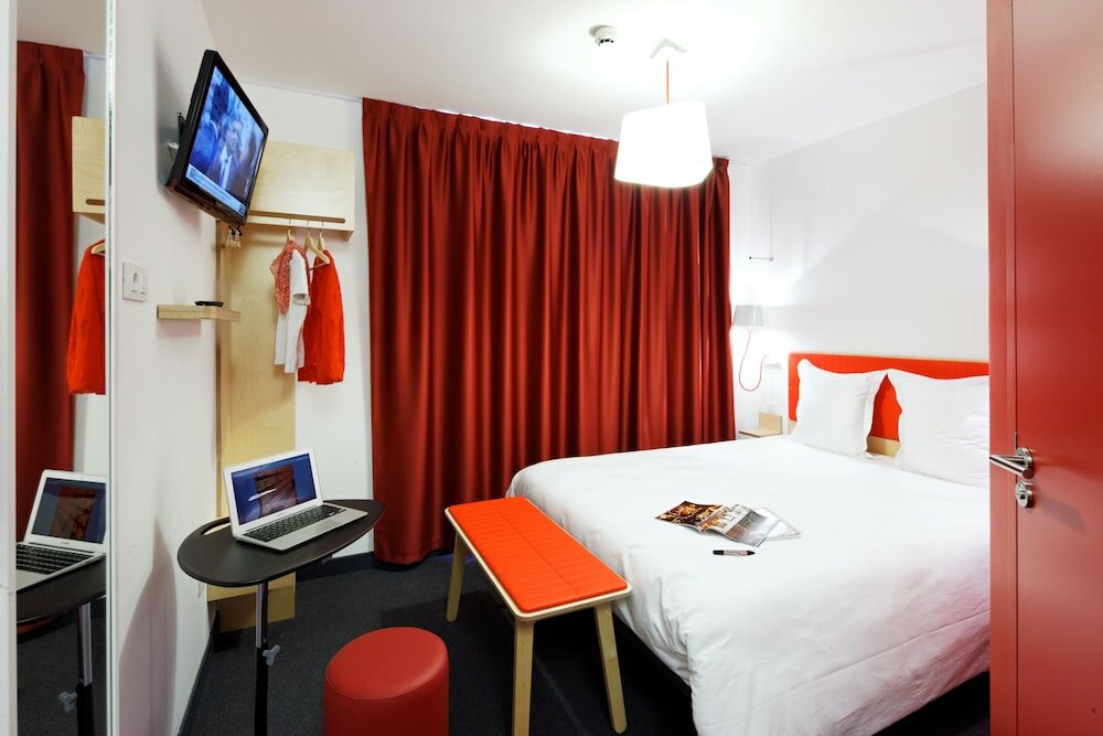 Фото Ibis Styles Calais Centre