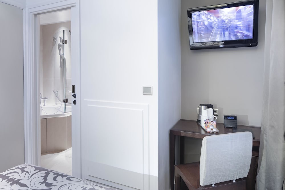 Фото Hôtel Paris Louvre Opéra