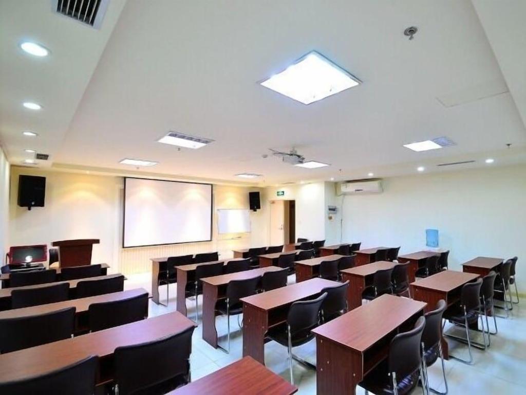 Фото Jinjiang Inn Harbin Central Street Xinyang Road