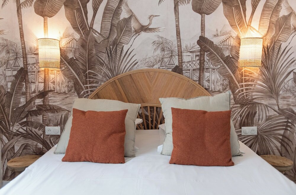 Фото Kyriad Marseille Centre Paradis