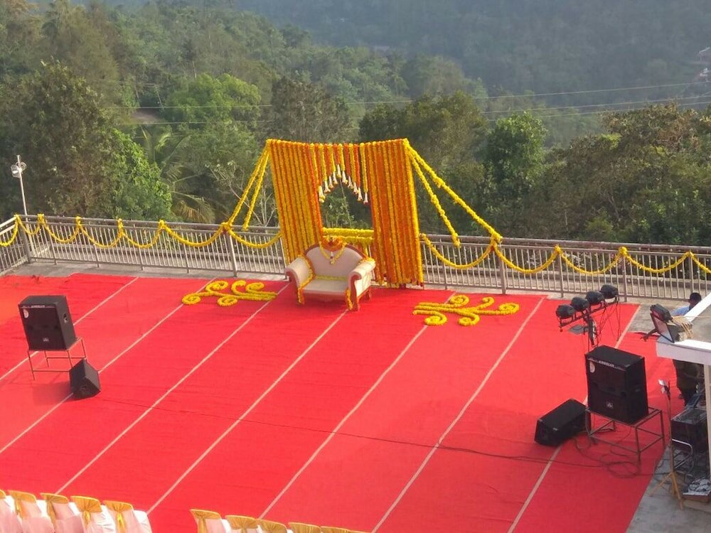 Фото The Munnar Queen