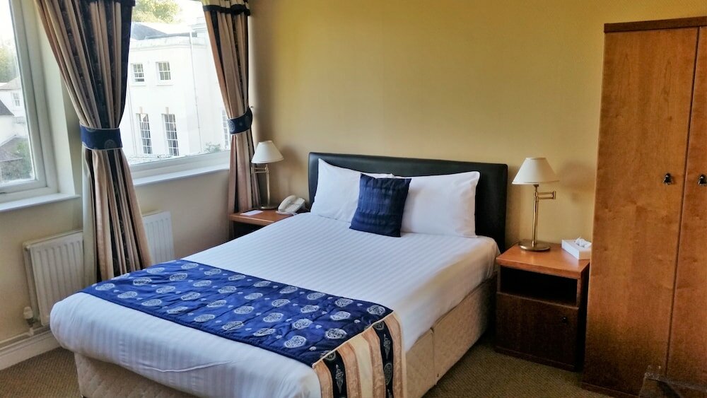 Фото Haughton Hall