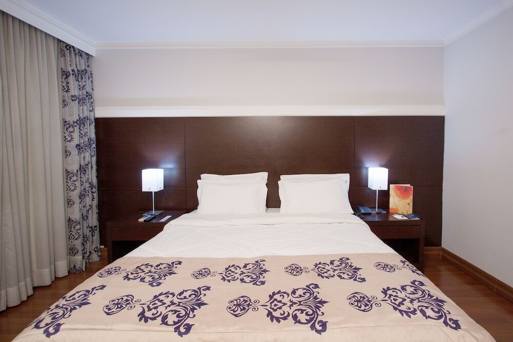 Фото Mabu Curitiba Business