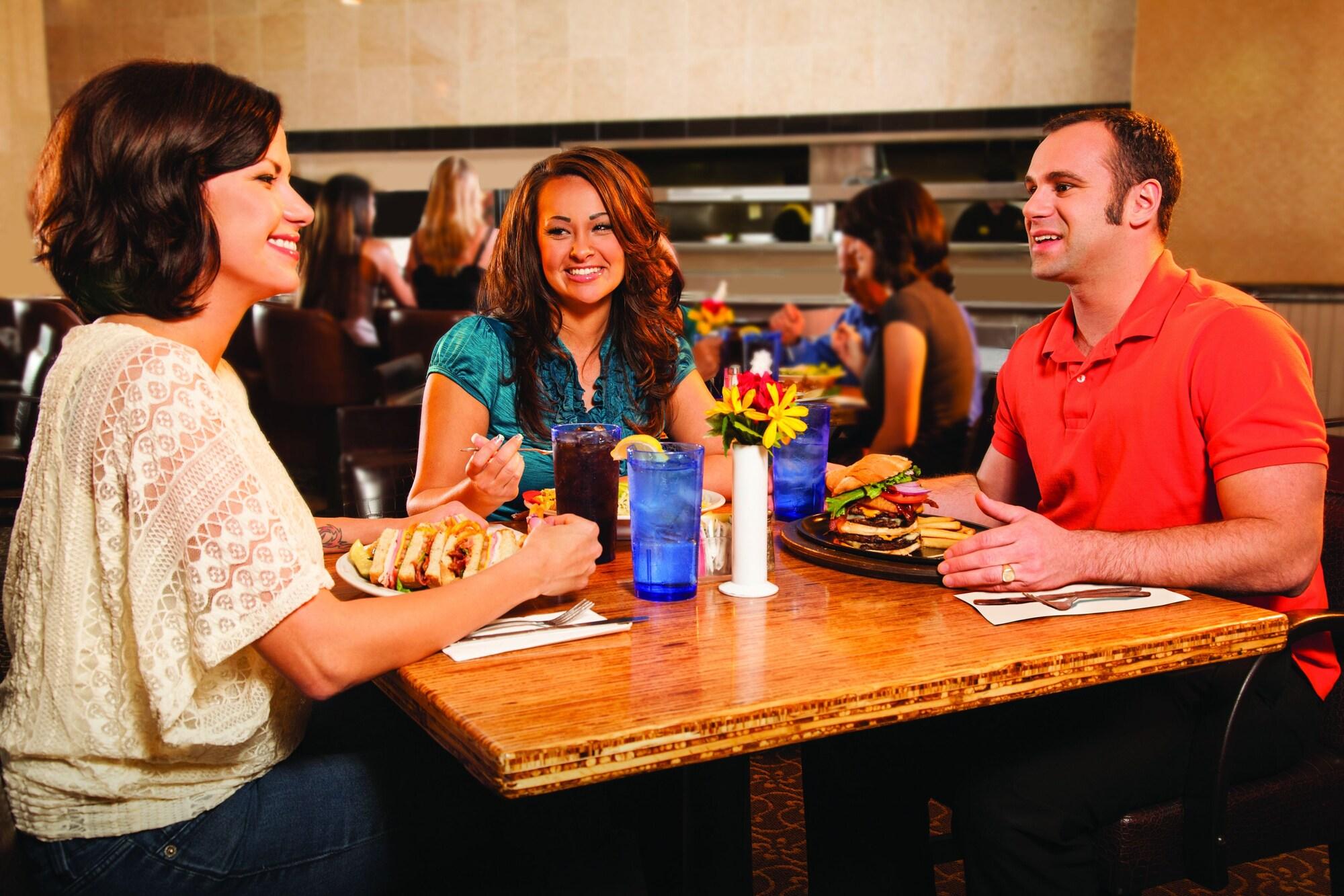 Фото Pahrump Nugget Hotel and Casino