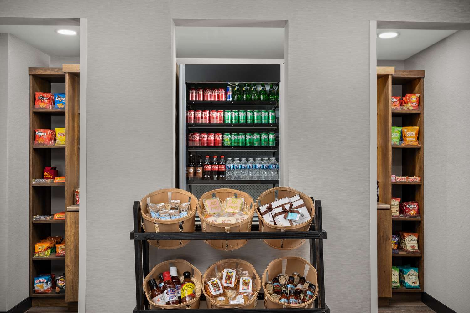 Фото Hotel Westport Kansas City, Tapestry Collection by Hilton