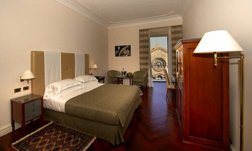 Внешний вид отеля Grand Hotel Piazza Borsa в Палермо, фото 3